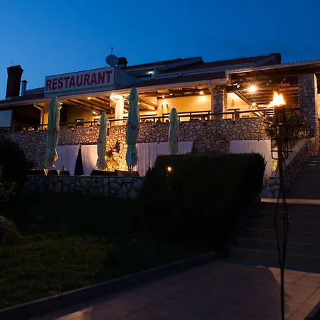 Hotel Zlatni Lav 4*