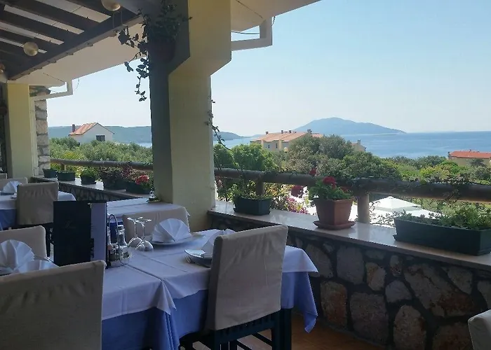 Zlatni Lav