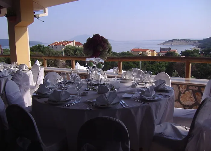 Otel Zlatni Lav Martinšćica