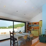 Hotel Zlatni Lav