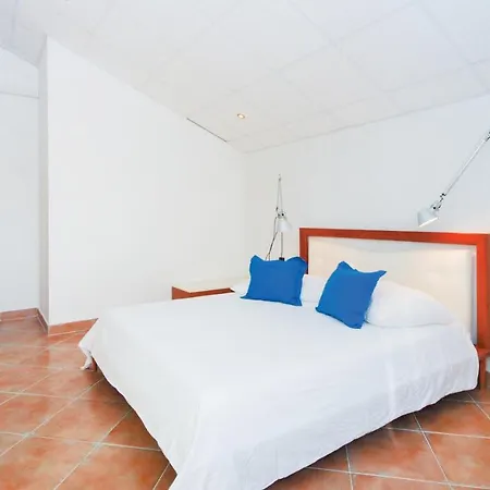 Zlatni Lav Hotel Martinscica (Cres)