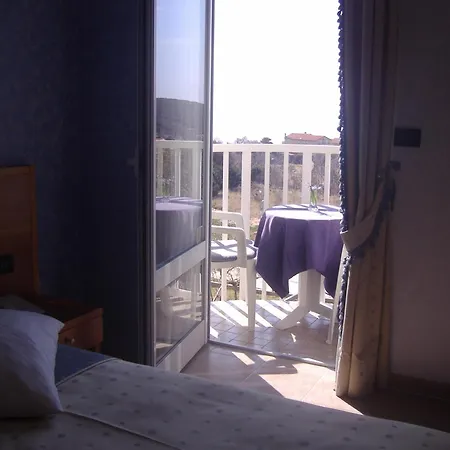 Hotel Zlatni Lav Martinscica (Cres)