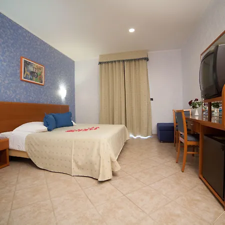 Hotel Zlatni Lav