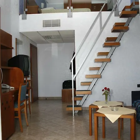 Hotel Zlatni Lav Martinscica (Cres)