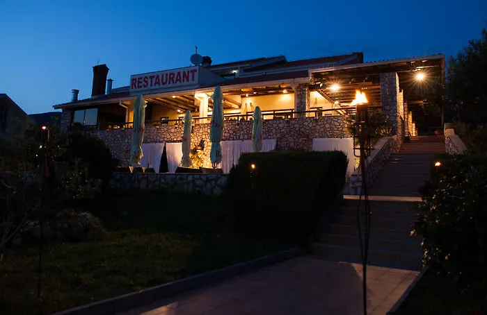 Hotel Zlatni Lav 4*