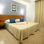 Zlatni Lav 4*