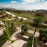 Zlatni Lav 4* Martinšćica