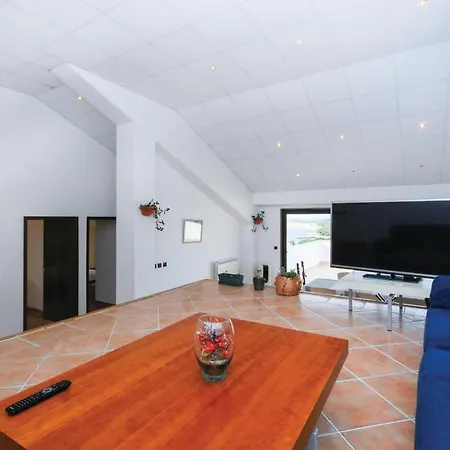 Zlatni Lav Szálloda Martinšćica