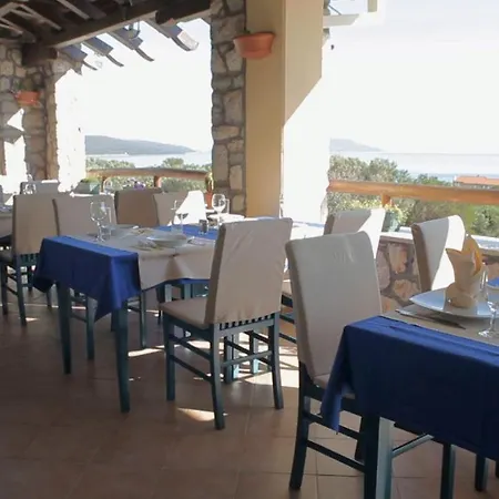Zlatni Lav Hotel 4*