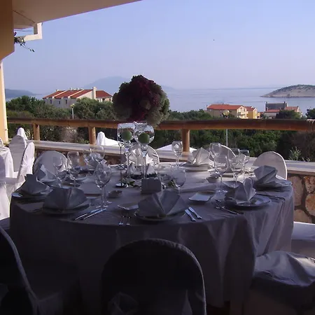 Hotel Zlatni Lav Martinscica (Cres)