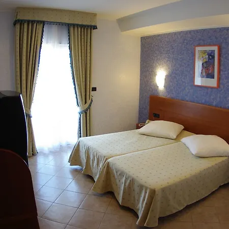 Hotel Zlatni Lav